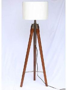 NOOR HUB FLOOR LAMP WOODEN TRIPOD