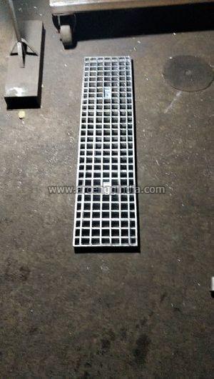 Intermesh and Interlock Grating