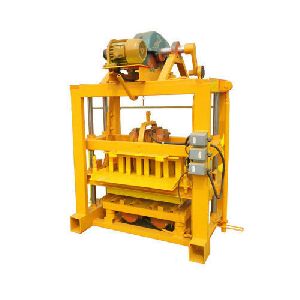 Concrete Block Making Machine