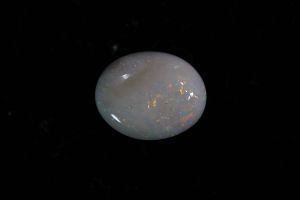 7x9 mm Calibrated Opal Stone