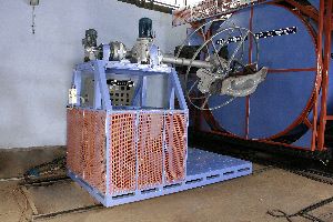 Shuttle Type Rotomoulding Machine