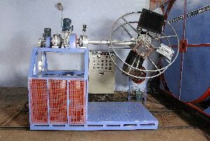 Shuttle Type Rotomoulding Machine
