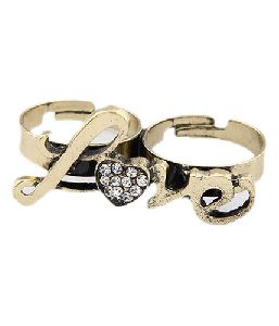 double finger ring