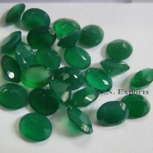 Green Onyx Faceted Oval Gemstone