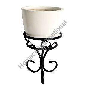Cup Shaped Planter with Stand