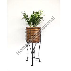 Pedestal Iron Stand With Pot
