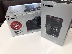 Canon EOS 5D Mark IV DSLR Camera (Body Only)