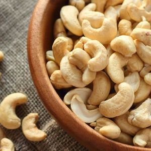 W320 Grade Cashew Nuts