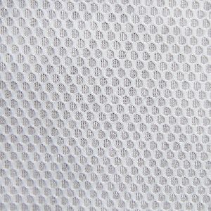 Mesh knitted fabric