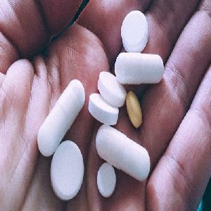 Aceclofenac+ Paracetamol + Serratiopeptidase Tablets