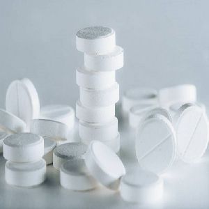 Aceclofenac+ Thiocolchicoside+ Paracetamol Tablets