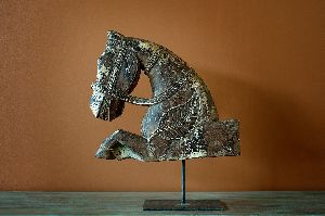 Wooden Horse Head Showpiece