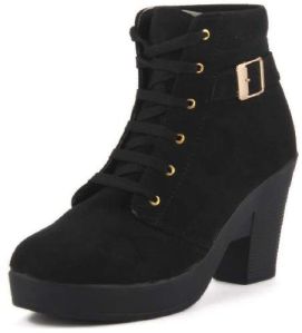 Latest Stylish Boots for Women