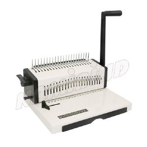S-9026A A4 Manual Comb Binder