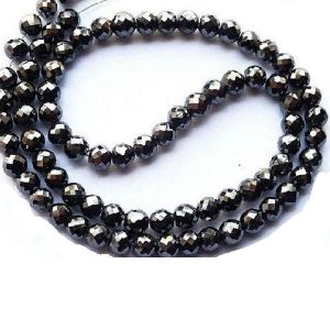 32 Inch. Natural Round Shape Black Diamond Faceted Beads