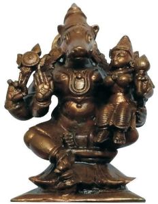 S9036-10 - Aimpon Panchalogam Bhoo Varaha Idol 3inch 260grams