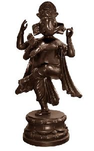 dancing ganesha statue