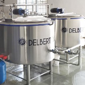 Stainless Steel Storage Tank With Agitator