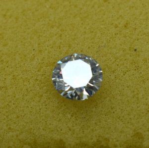 loose cut diamond