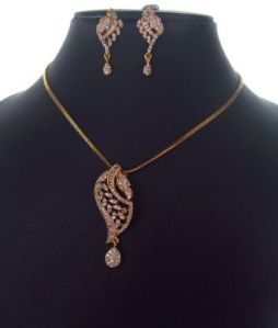 Peacock CZ Pendant Set