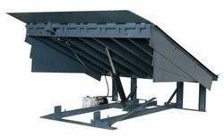 hydraulic dock levelers