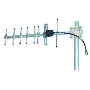 14 dBi Yagi Antenna 800 - 2500 MHz