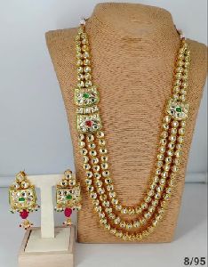 Kundan Golden Necklace Set