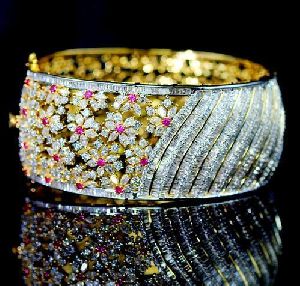 Glamorous Diamond Bracelets