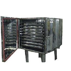 Vacuum Tray Dryer