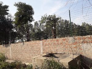 Barbed Wire Fencing Services
