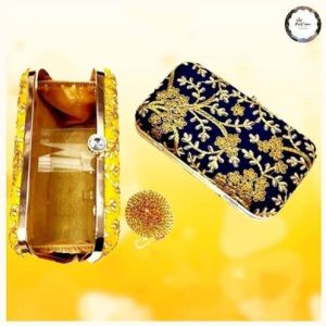 Ladies Embroidered Clutch