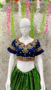 banarasi jacquard embroidery work lace lehenga