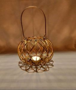 Wire Handi Shaped Tea Light Holder