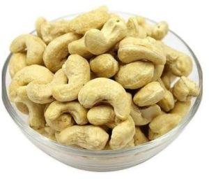 SW Whole Cashew Nuts