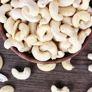 WS Whole Cashew Nuts