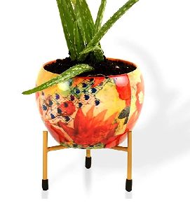 IRON FLOWER POT