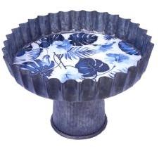 Iron Cake Stand