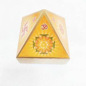 Pyramid Box