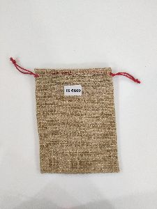 JUTE POUCH WITH DYED COTTON DRAWSTRING