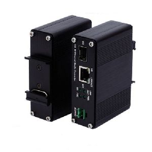 DIN Rail Media Converter