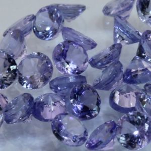 Tanzanite Gemstone Natural light Blue Tanzanite