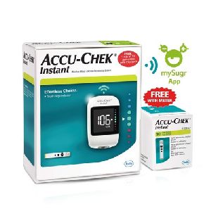 Accu Chek Instant Glucometer