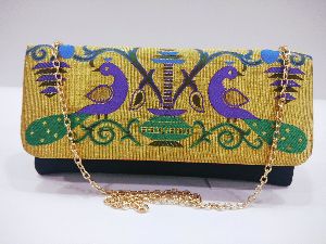 Semi Paithani Chain Sling