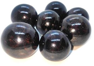 Natural Garnet Spheres Stone