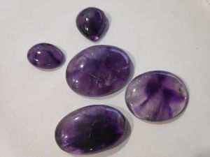 Star amethyst cabochon