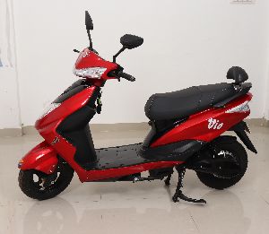 battery scooty price - Velev Motors