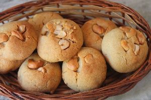 Cashew Cookies