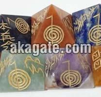 Carveen Stones