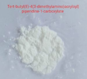 Tert-butyl (R)-4(3-dimethylamino)acryloyl)piperidine-1-carboxylate