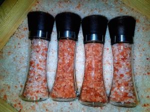 Himalayan salt granules